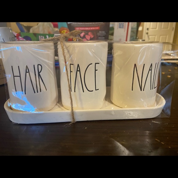 Rae Dunn - Picture 1 of 1